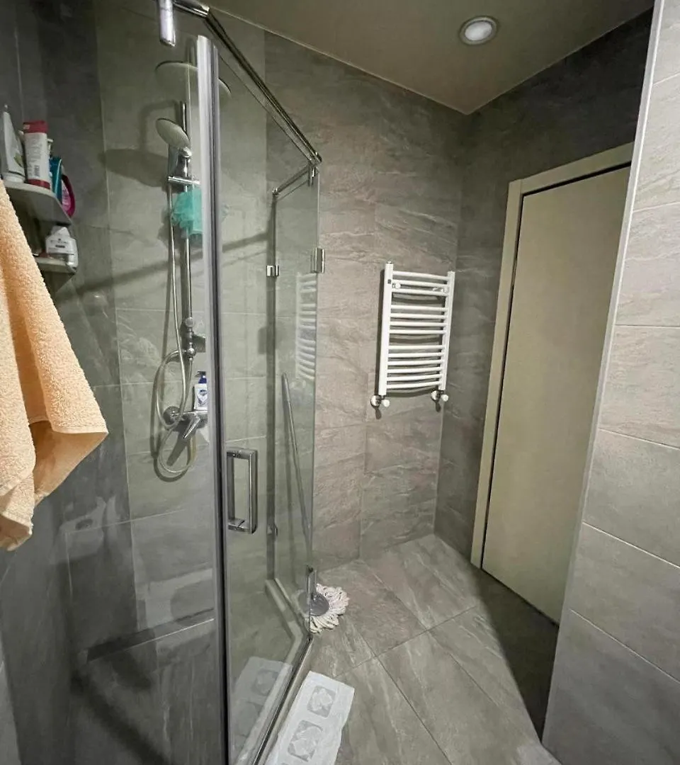 Cozy Appartment Near The Sea Batumi
